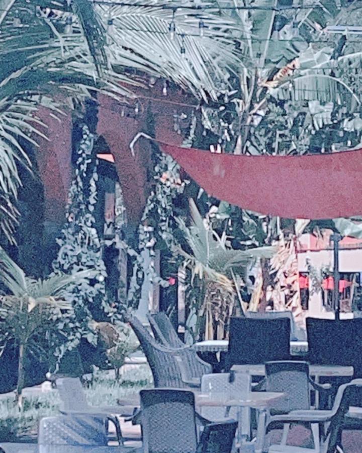 Sambo Mambo Beach Hotel Ел Куко Екстериор снимка
