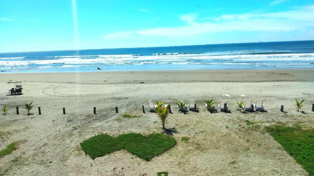 Sambo Mambo Beach Hotel Ел Куко Екстериор снимка